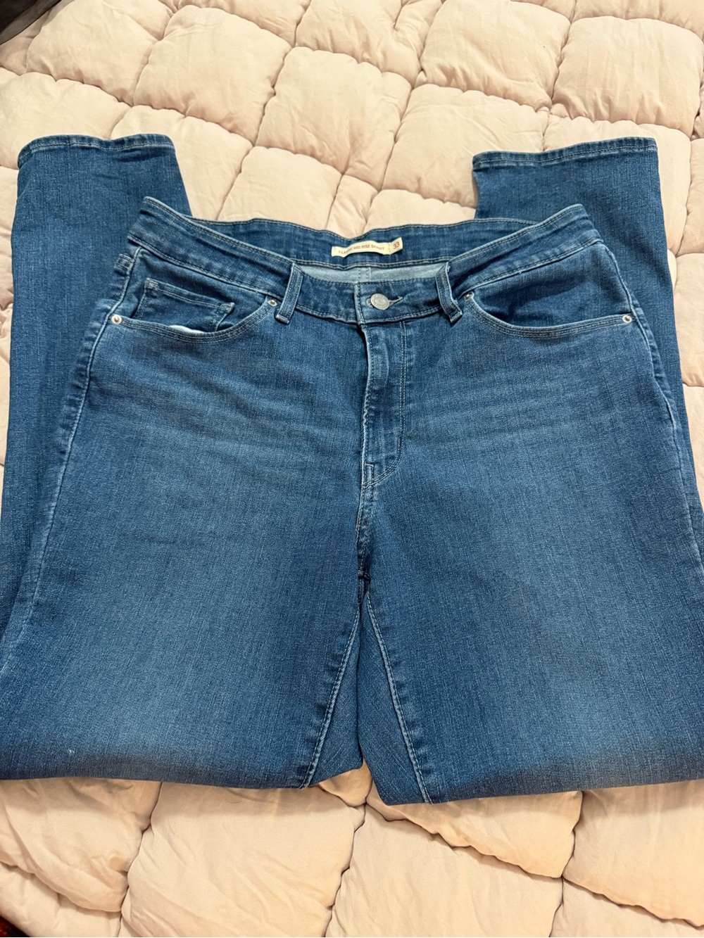 Levi's Medium Blue Straight Leg Women's Jeans